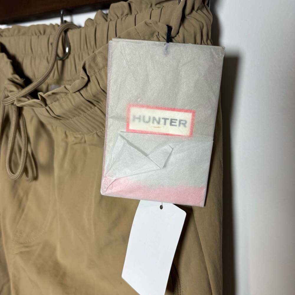 Hunter Nylon Drawstring Cinch Waist Jogger Pants Khaki Medium